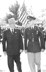 A G-7 Rifleman with President Dwight D. Eisenhower